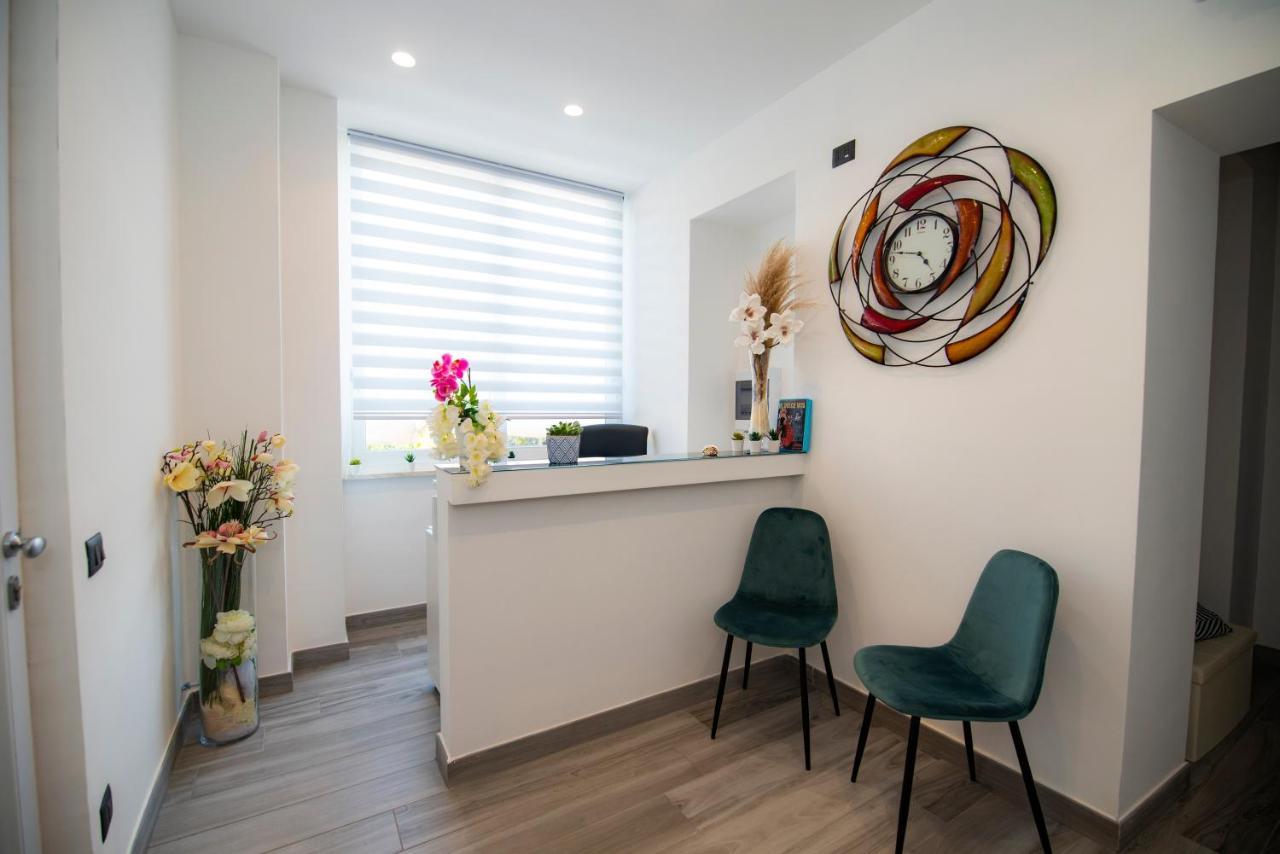 La Dolce Vita Rooms Прочида Екстер'єр фото